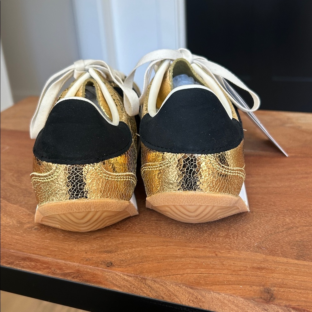 Rare Adidas Metallic Gold Country OG - Picture 6 of 12